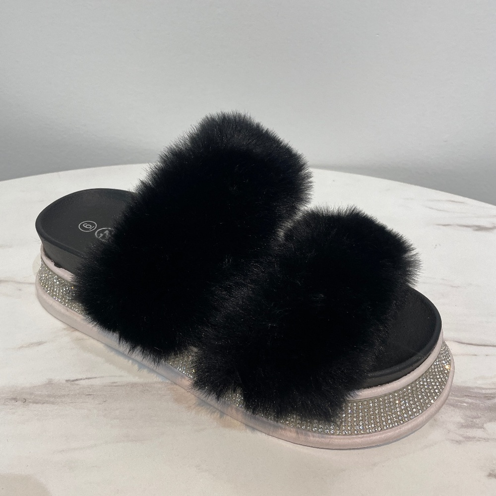 PLATFORM WITH STONE  FUR SLIPPERS ds28